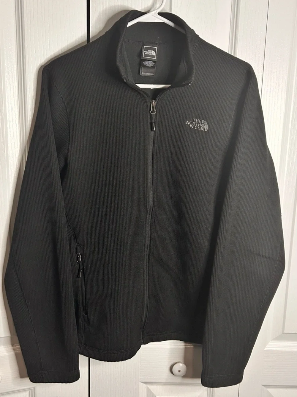 North Face Jacket Mens Medium Black Fleece Full Zip Outdoor Knit Thermoball F16‎